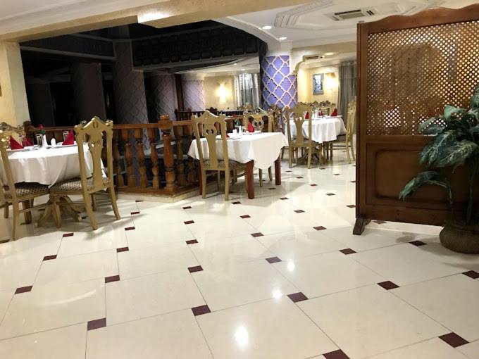 Hotel Ville Des Roses Blida Exterior foto